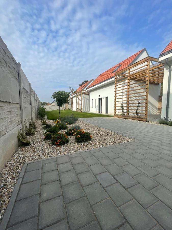 Dream Apartman Level Exterior photo