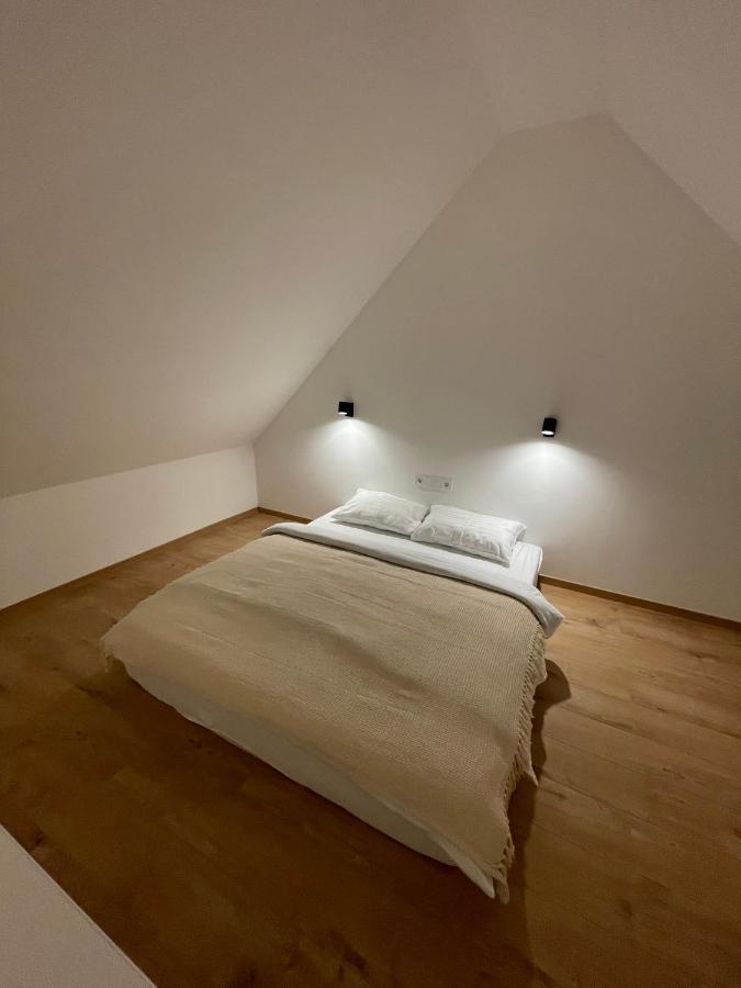 Dream Apartman Level Exterior photo
