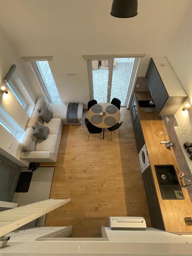 Dream Apartman Level Exterior photo