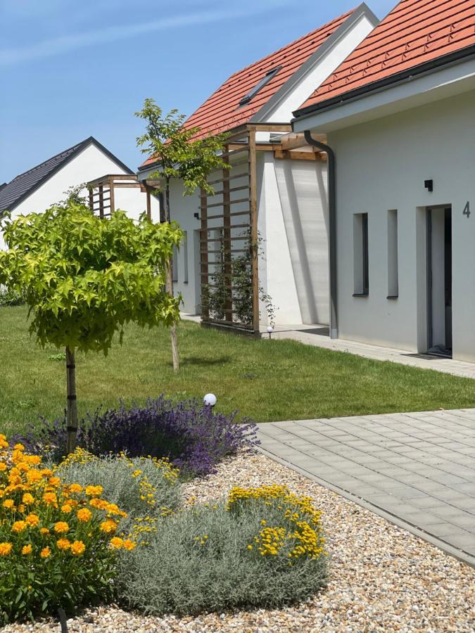 Dream Apartman Level Exterior photo